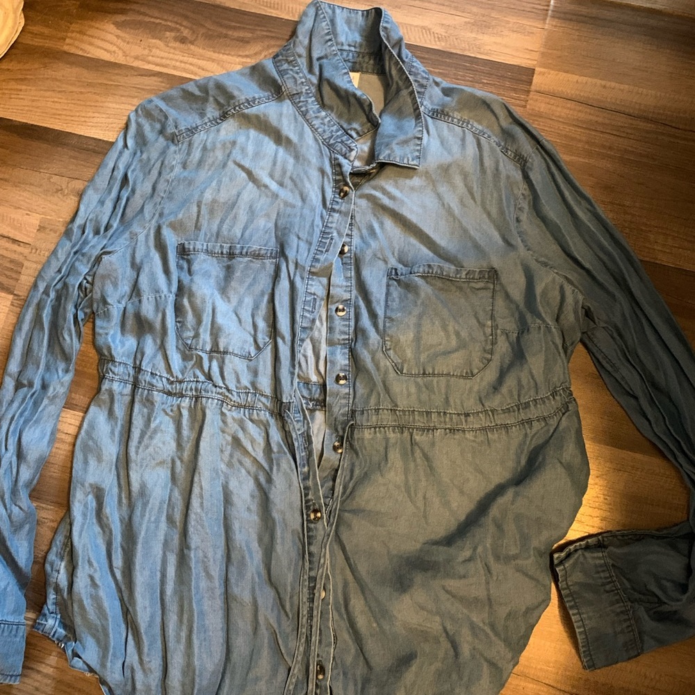Denim nursing shirt